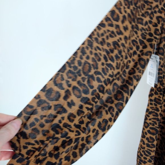 Leopard Print Dress Size Medium NWT - Picture 8 of 10